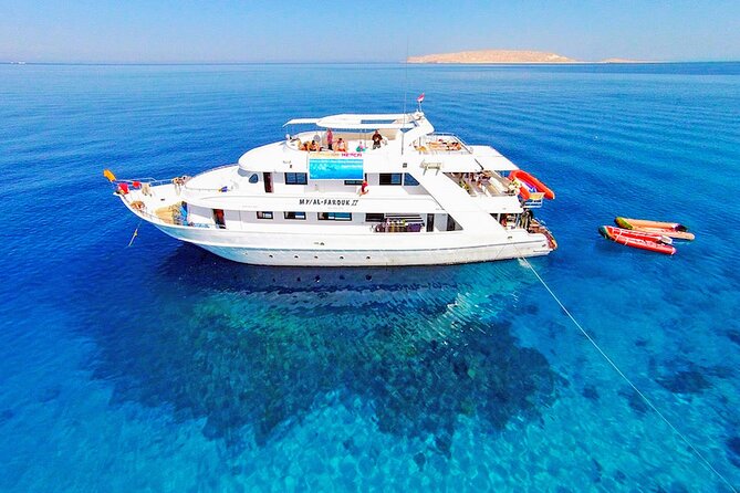 Snorkeling trip on Tiran Island