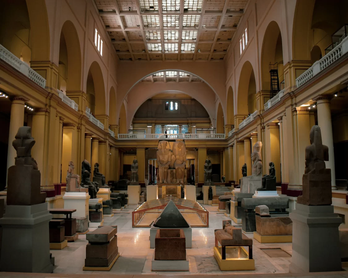 Cairo Trip to Pyramids ,and the Egyptian Museum
